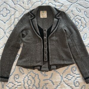 Anthropology Sweater size small Sparrow